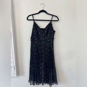 Lulu’s Midi Pleated Black Rose Dress - XL